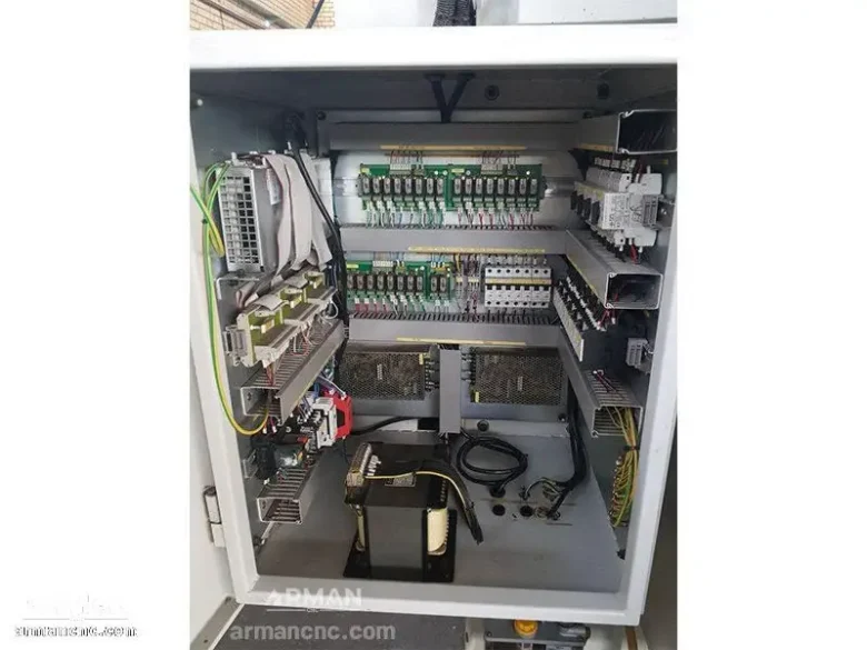 فرز CNC سه محور اکس وای زی مدل XYZ Minimill 560