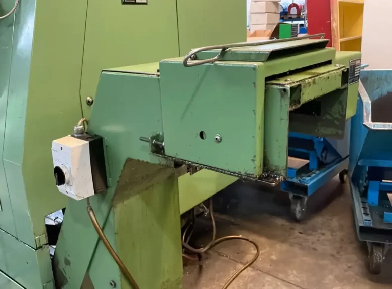 Mori-Seiki-SL-25A5-Lathe-Machine-chip cinvier