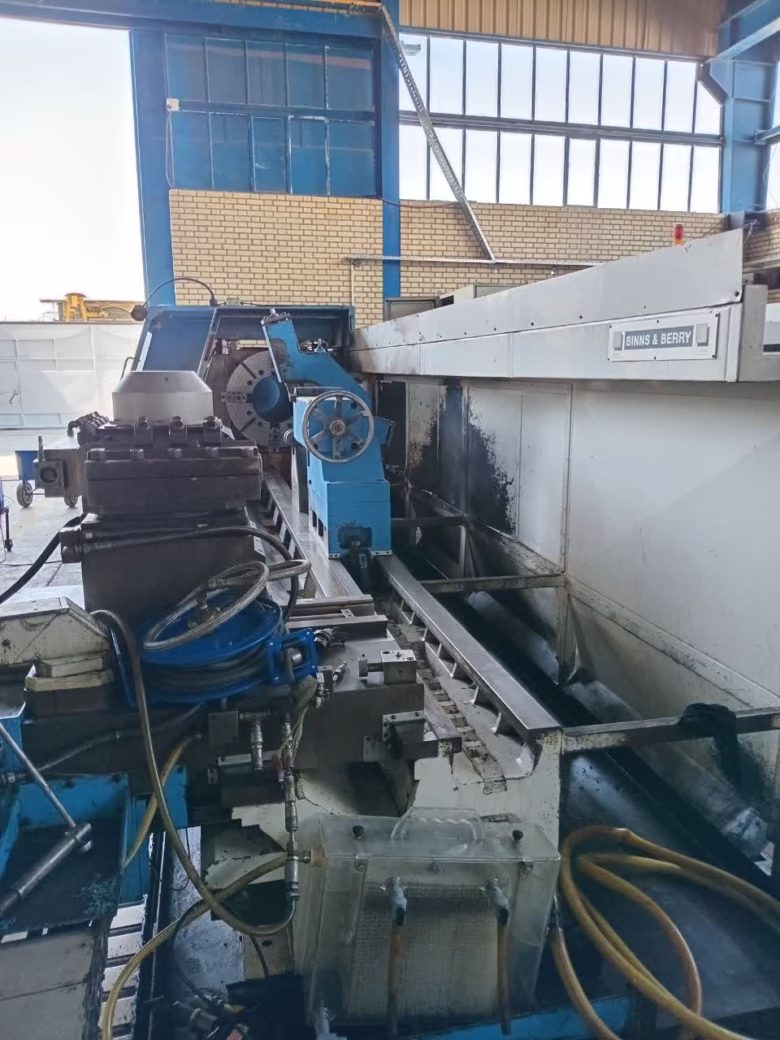 تراش CNC بینز و بری مدل Binns & Berry Hollow Spindle 4000