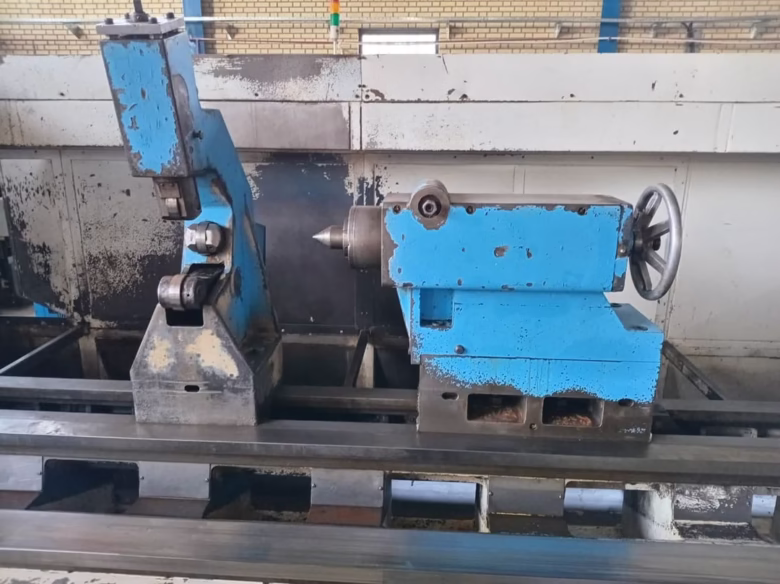 تراش CNC بینز و بری مدل Binns & Berry Hollow Spindle 4000