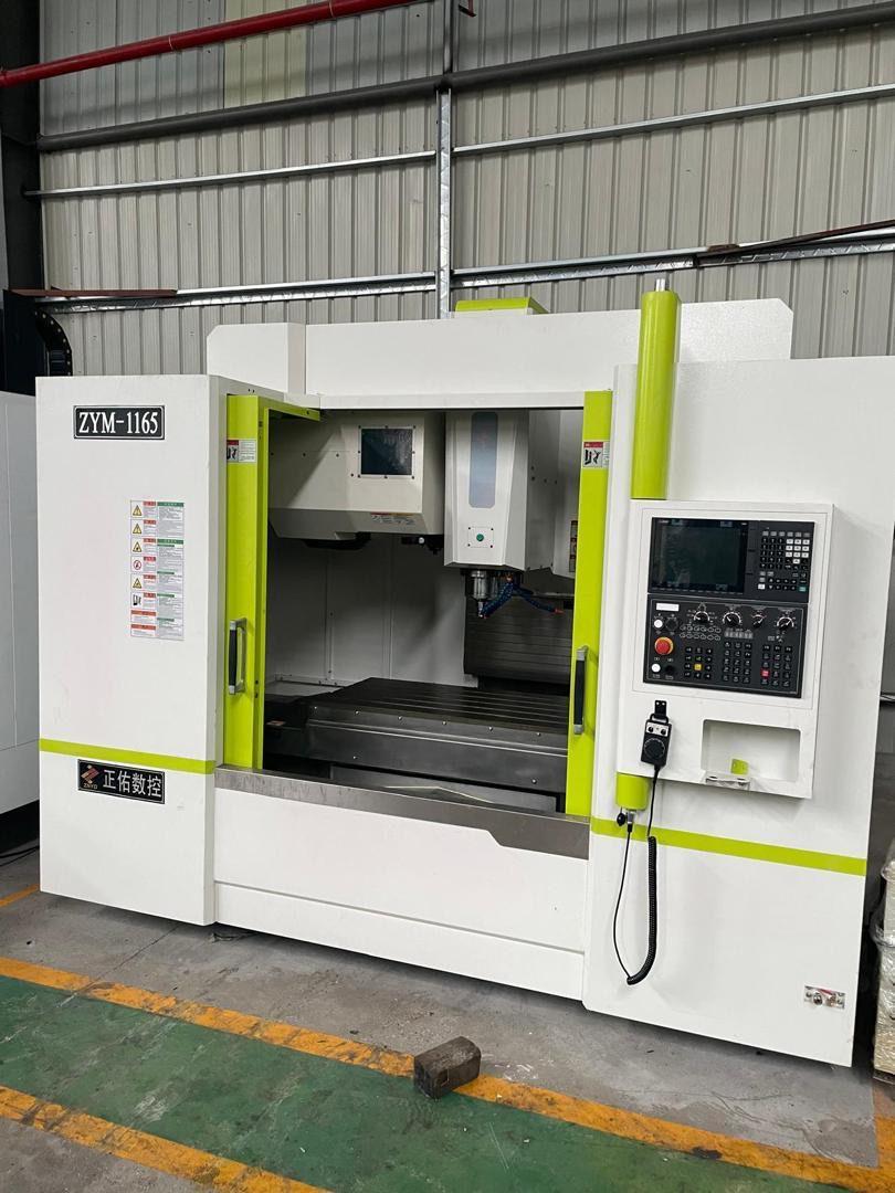 znyo-zym_1165-vertical-machining-center-24055 فرز CNC سه محور برند زنیو مدل ZNYO ZYM-1165 | آرمان CNC