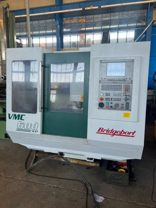 نمای روبرو فرز CNC سه محور بریج پورت مدل Bridgeport VMC 600 XP