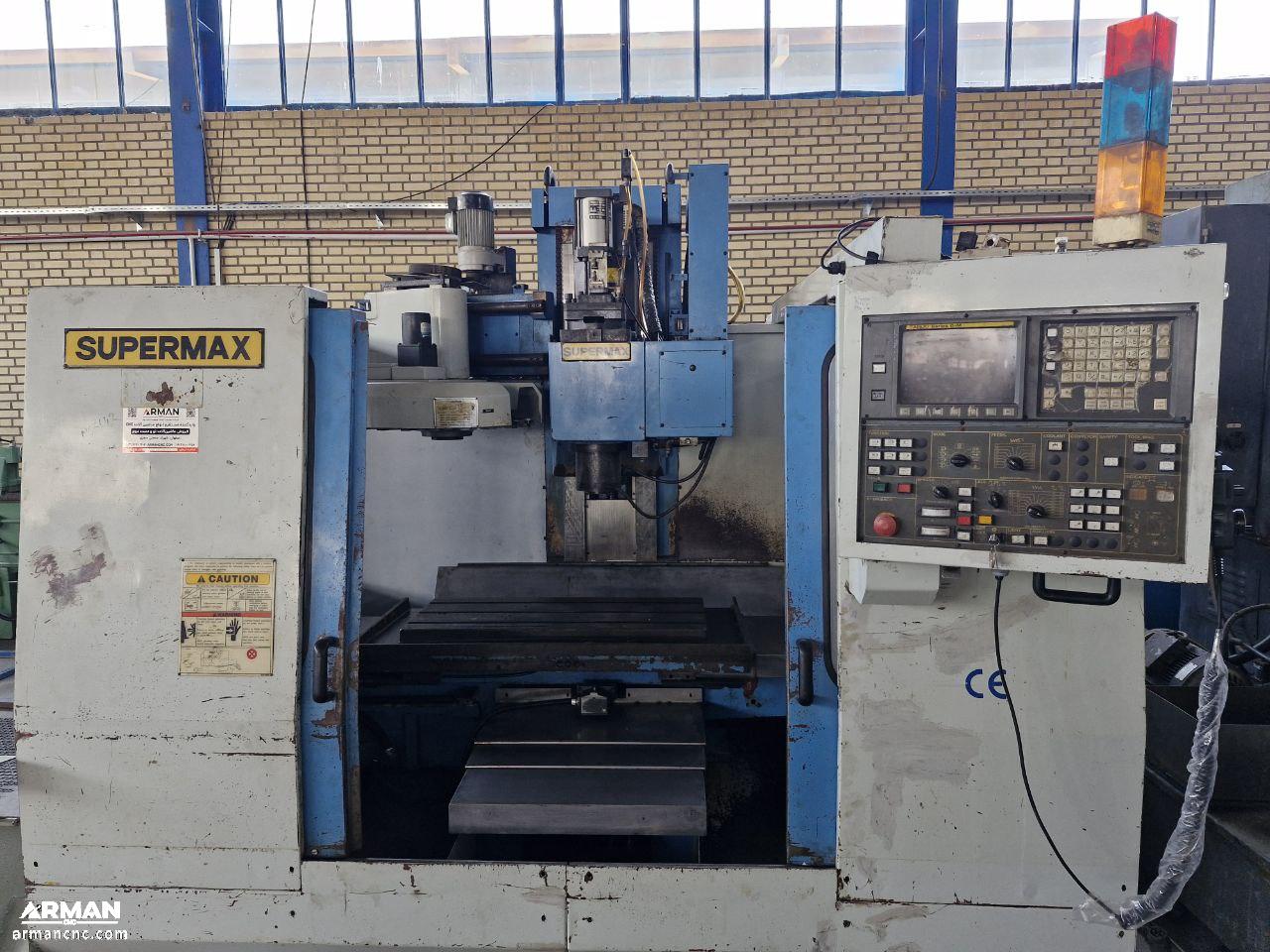نمای کلی فرز CNC سه محور سوپرمکس مدل Supermax YCM-V85A