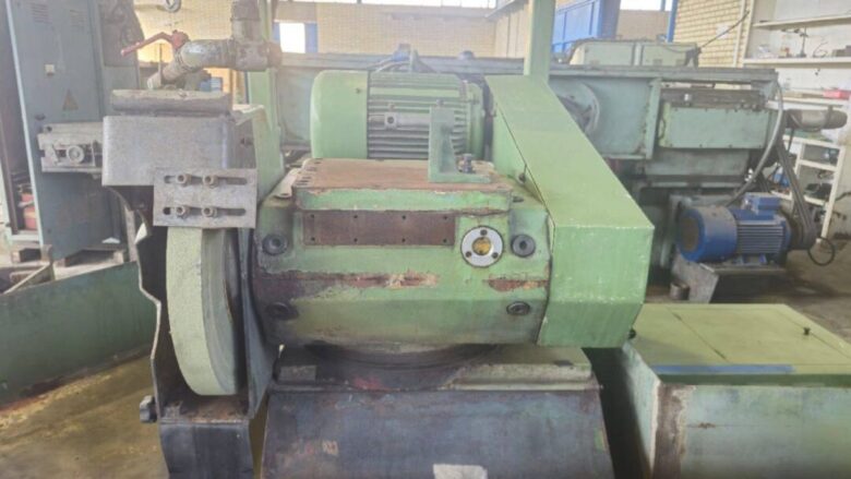 نمای جانبی دستگاه سنگ زنی شانگهای مدل SHANGHAI Unigrider 540×2 Slijpmachine