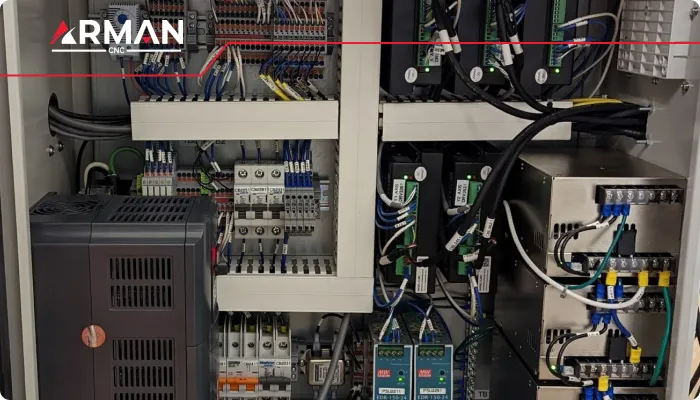 خرابی‌های سیستم الکتریکی و منبع تغذیه از علتهای خرابی دستگاه CNC